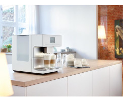 Miele Stand-Kaffeevollautomat CM 7350 CoffeePassion - Brillantwei&szlig;/Aluminium