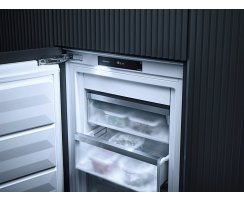 Miele Einbau-Gefrierschrank FNS 7794 D - links - Nische 1780 mm - mit Frischwasseranschluss