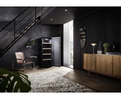 Liebherr Stand-Weinlagerschrank, WSbl 4601 GrandCru, 59,7 x 148,4 cm, 166 Flaschen, EEK: E