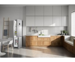 Liebherr Stand-Kühl-Gefrierkombination, CBNstb 579i Peak, 59,7 x 201,5 cm, 362 l, EEK: B, NoFrost, BioFresh, IceMaker mit Festwasseranschluss, Edelstahl