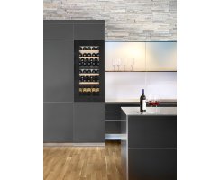 Liebherr Einbau-Weintemperierschrank, EWTgb 2383 Vinidor, 59,5 x 123,3 cm, 51 Flaschen, EEK: G