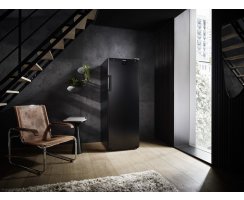 Liebherr Stand-Weinlagerschrank, WSbl 5001 GrandCru, 59,7 x 168,4 cm, 196 Flaschen, EEK: E