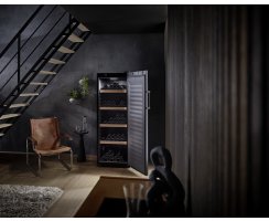 Liebherr Stand-Weinlagerschrank, WSbl 5001 GrandCru, 59,7 x 168,4 cm, 196 Flaschen, EEK: E