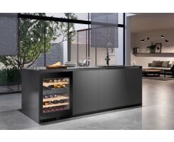 Liebherr Unterbau-Weinschrank, UWgbi 3682 Vinidor, 60 x 82-88 cm, 32 Flaschen, EEK: E