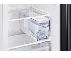 Samsung Side-by-Side mit Slim Ice Maker und Wassertank, 628 l, Black Steel, RS64DG5303B1EF