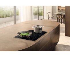 Miele Vollflächen-Induktionskochfeld KM 8684 FR -...