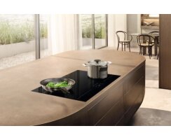 Miele Vollflächen-Induktionskochfeld KM 8684 FL -...