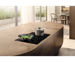 Miele Vollflächen-Induktionskochfeld KM 8685 FL -...